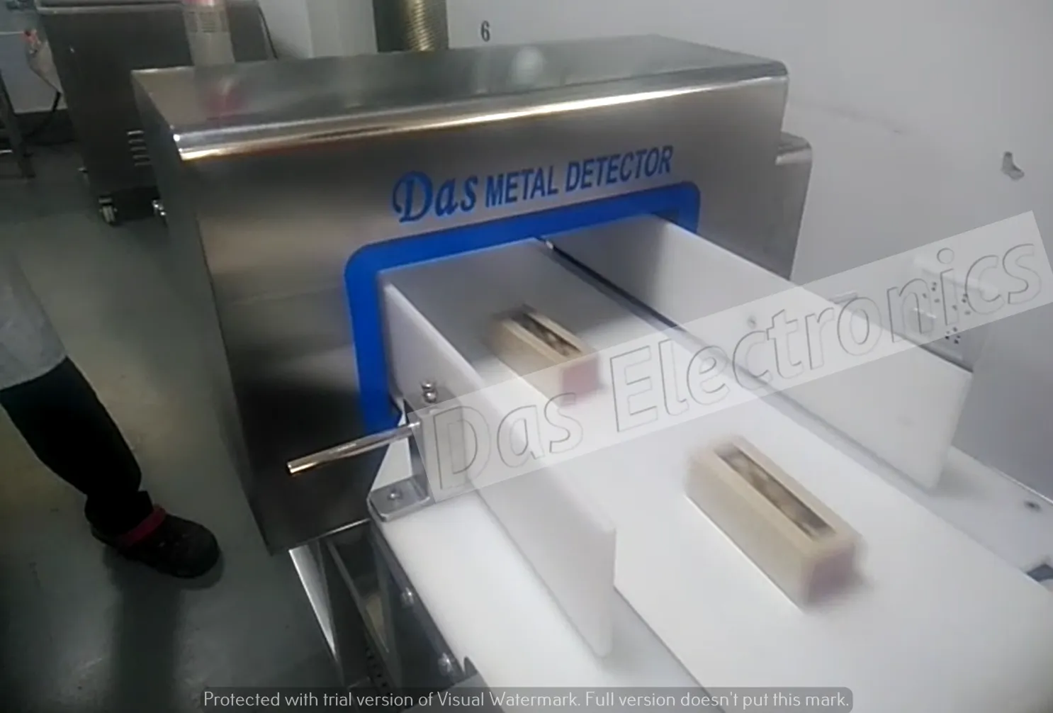 Industrial Metal Detector