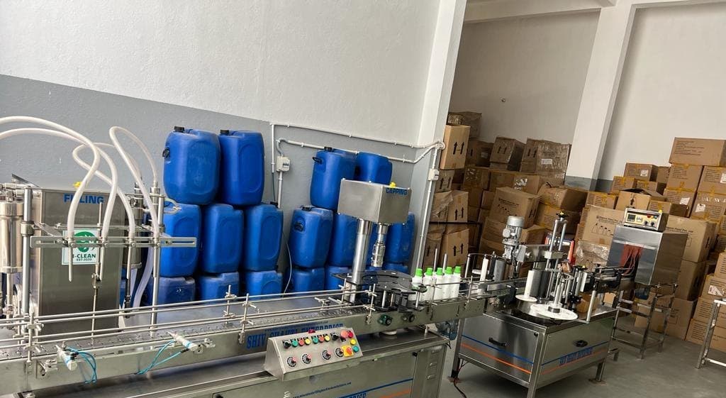 Automatic Fruit Juice Packaging Machine 2